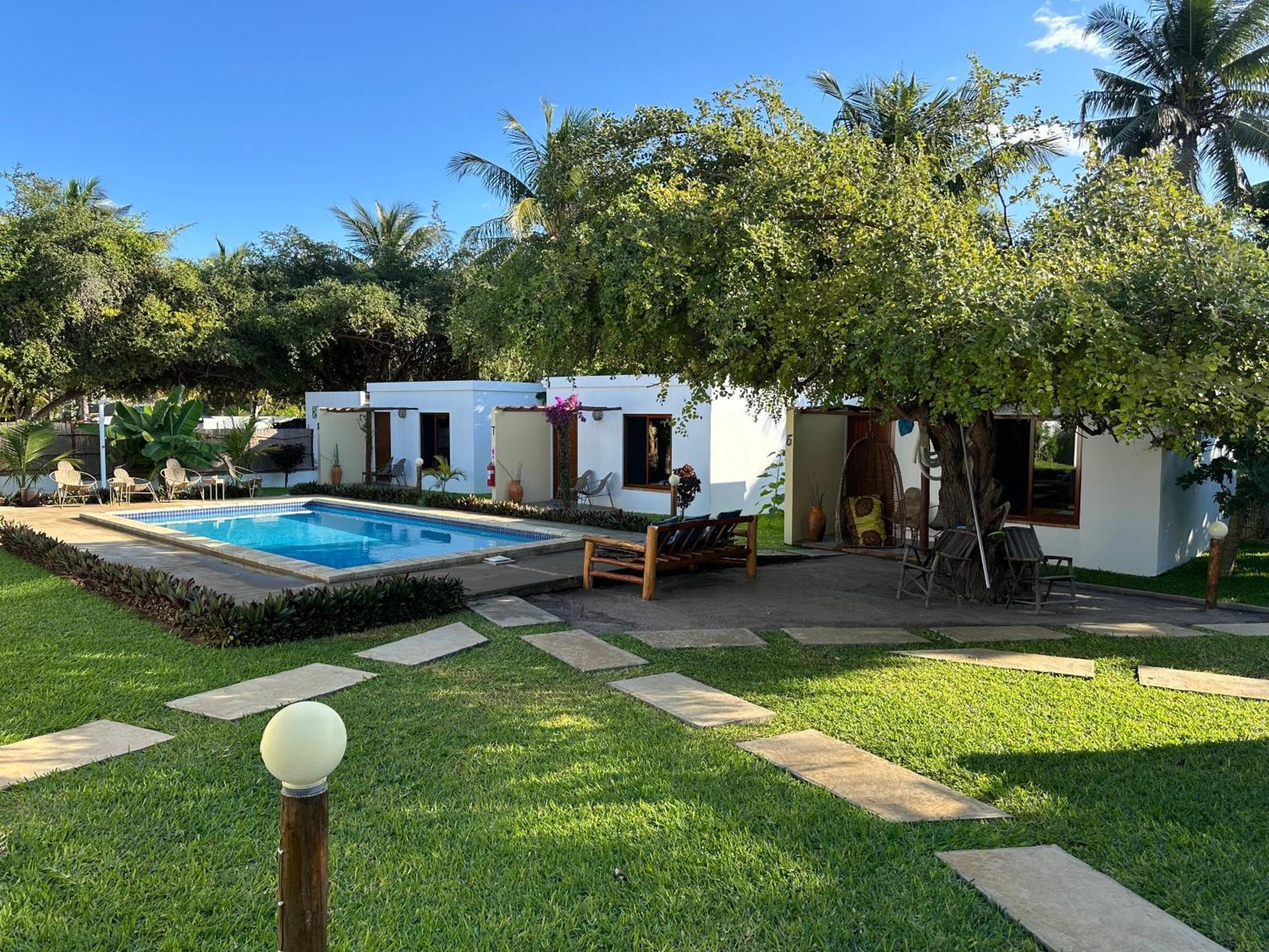 Telvina Beach Lodge Vilanculos Exteriör bild