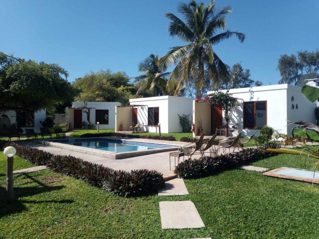 Telvina Beach Lodge Vilanculos Exteriör bild
