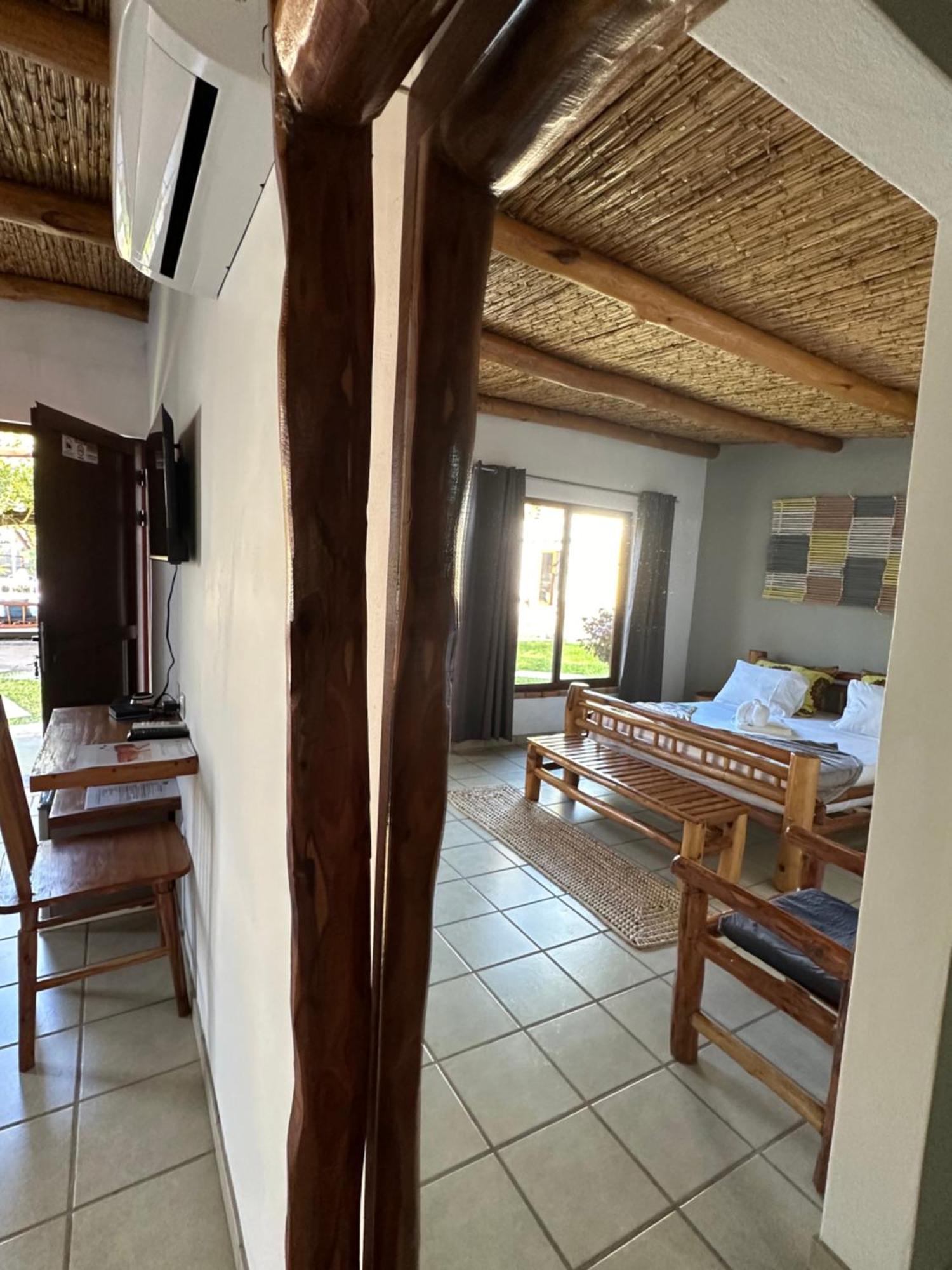 Telvina Beach Lodge Vilanculos Exteriör bild